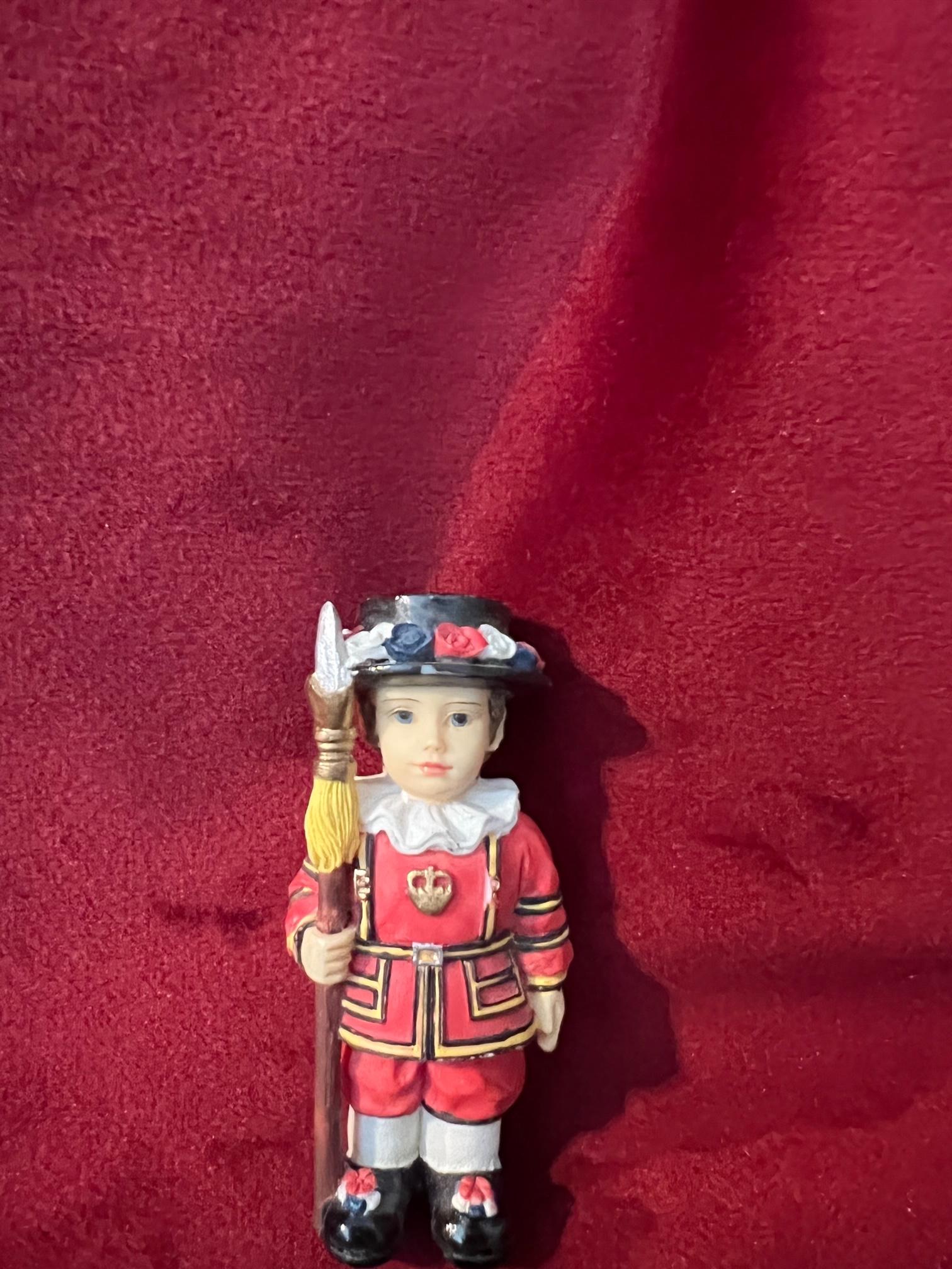 British guard figure  with red uniform 