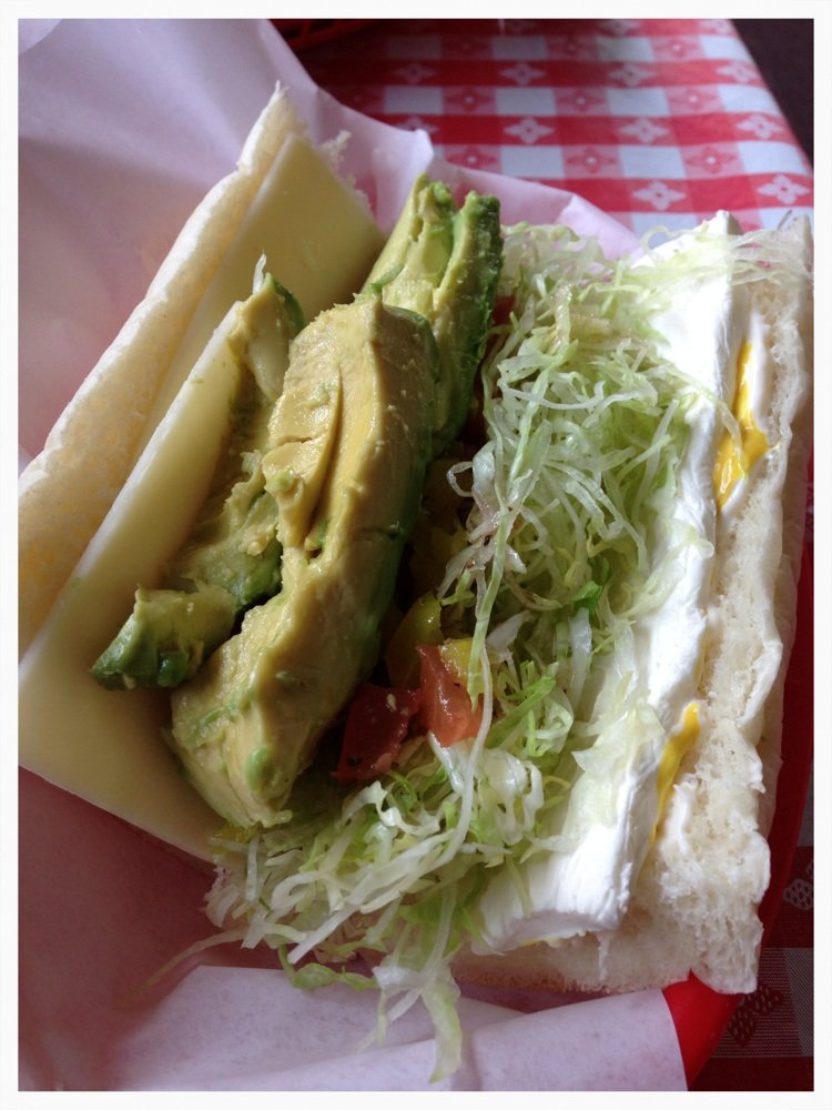 Geno’s Sandwiches & Salads