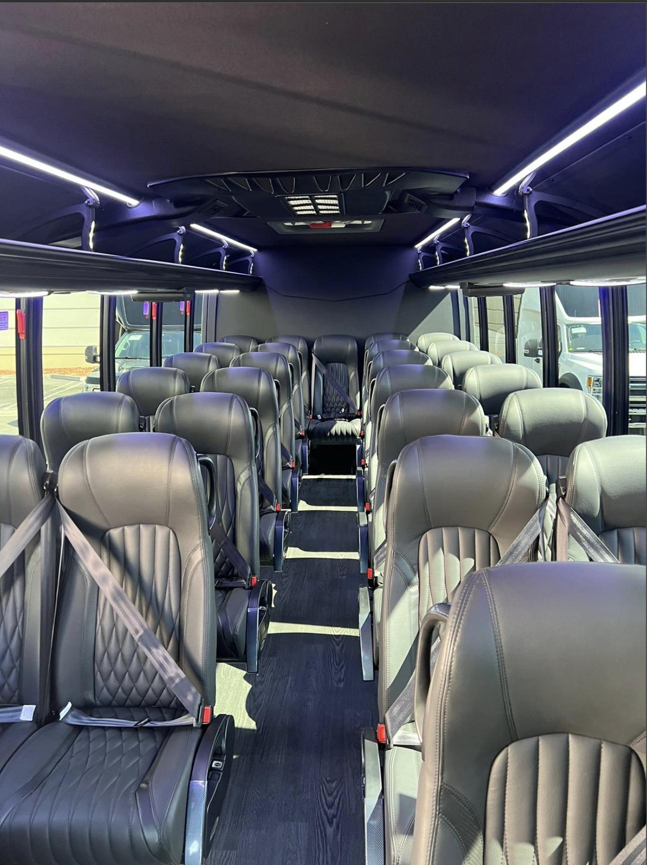 Deluxe Limousine & Transportation of Houston